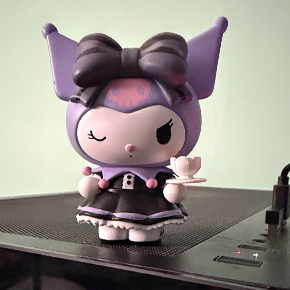 Kuromi tea time blindbox figurine